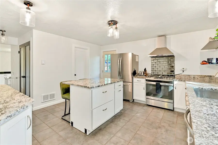 7619 Thrush Drive Se, Olympia, WA 98513 - Image #2