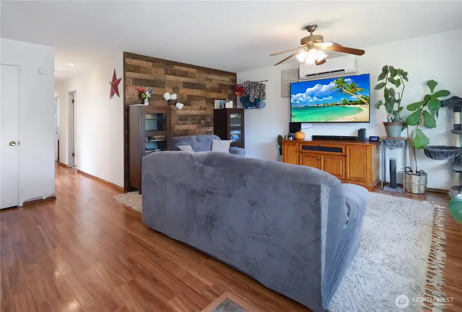 767 34th Avenue, Longview, WA 98632 - Image #3