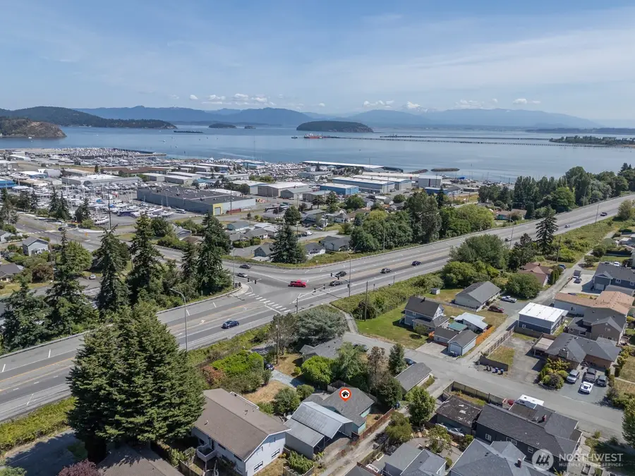 805 36th Street, Anacortes, WA 98221 - Image #2