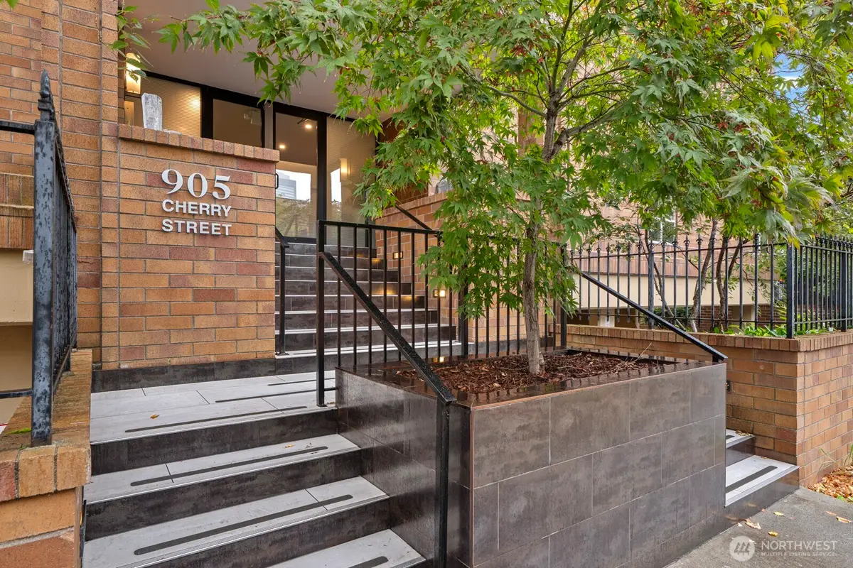 905 Cherry Street #601, Seattle, WA 98104 - #1