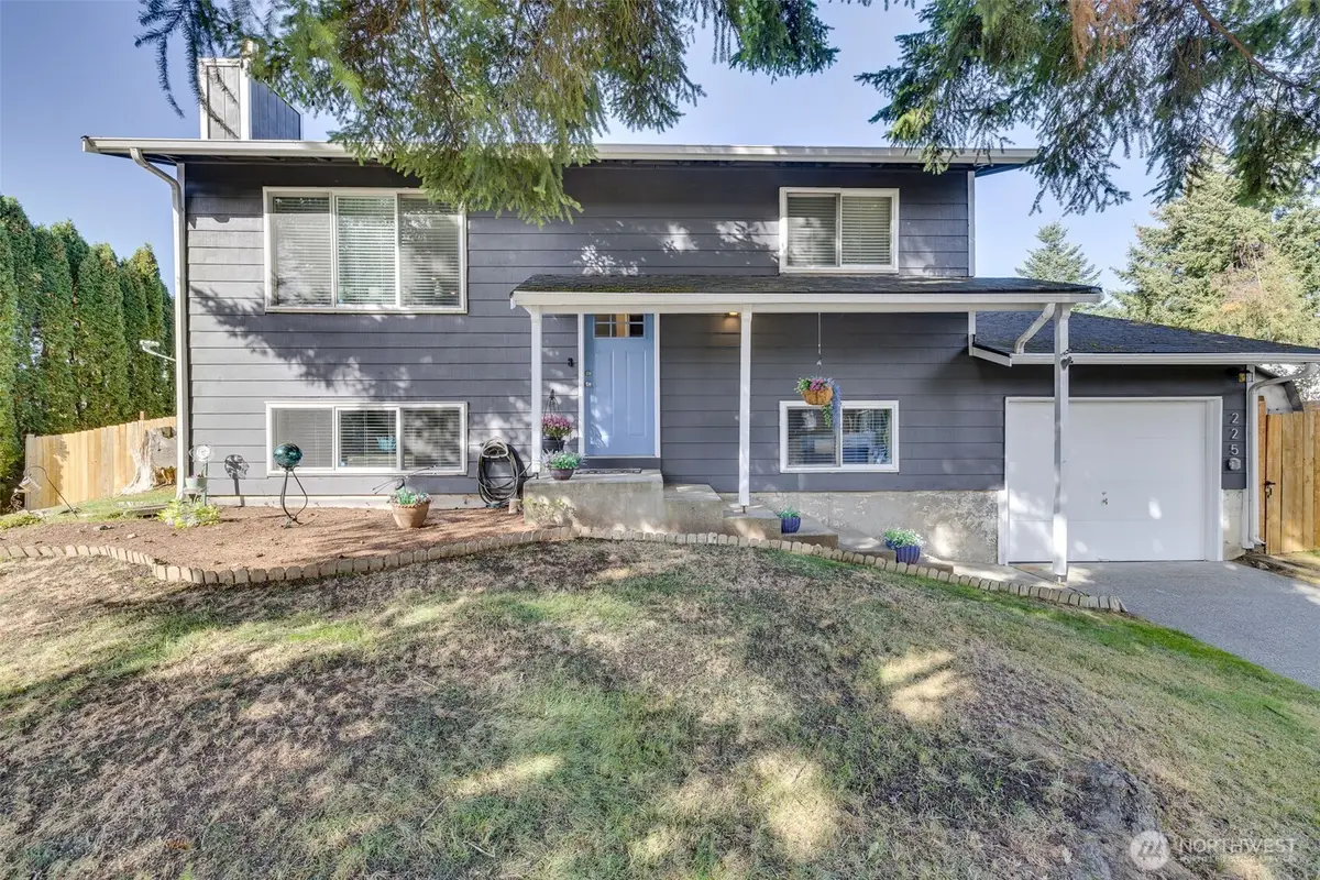 225 Paradise Parkway, Granite Falls, WA 98252 - Image #1