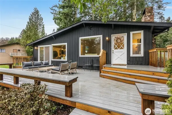 1465 Lake Drive, Camano Island, WA 98282