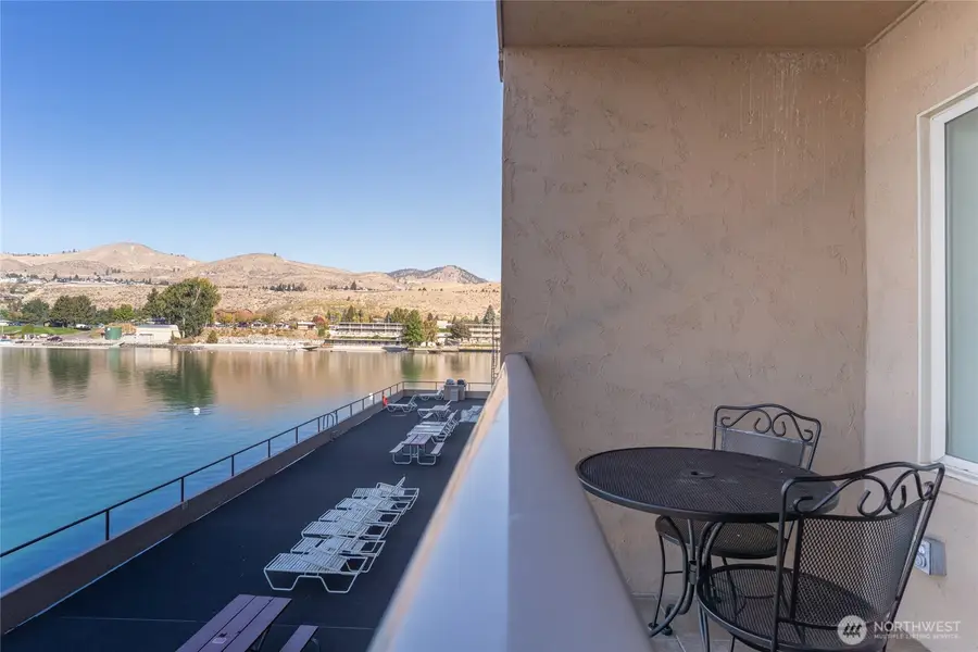 322 W Woodin Avenue #521, Chelan, WA 98816 - #3