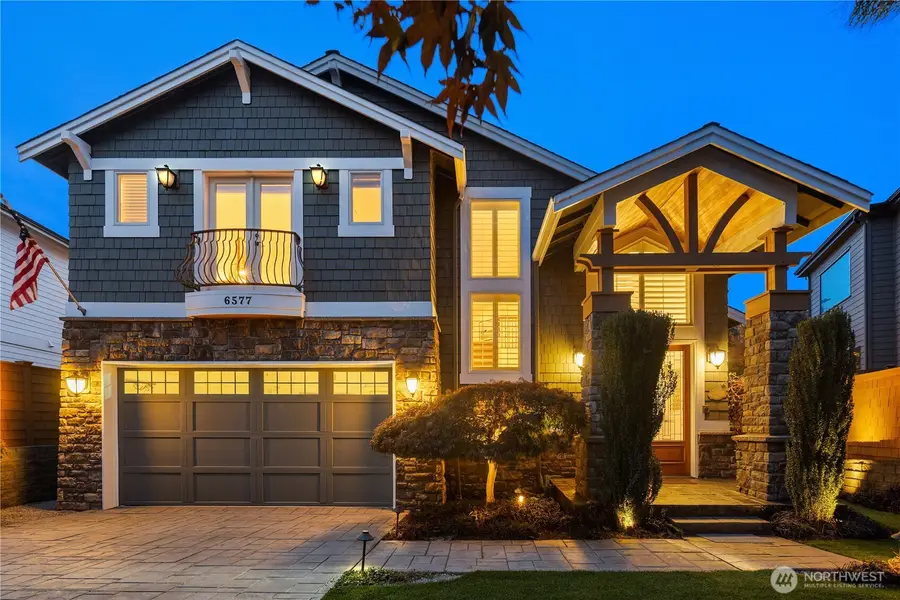 6577 102nd Avenue Ne, Kirkland, WA 98033 - Image #2