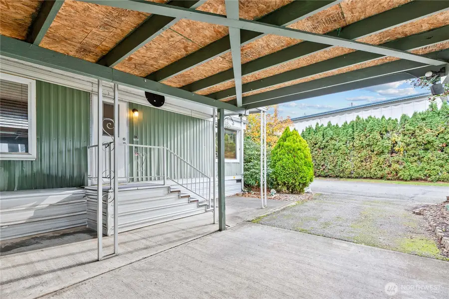 2522 Old Hwy 99 S Road #2, Mount Vernon, WA 98273 - Image #2