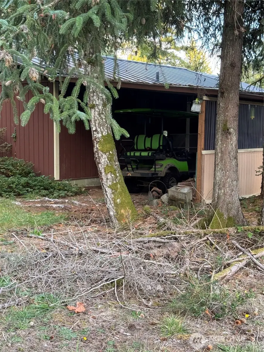 819 E Madrona Boulevard Nw, Lakebay, WA 98349 - Image #2