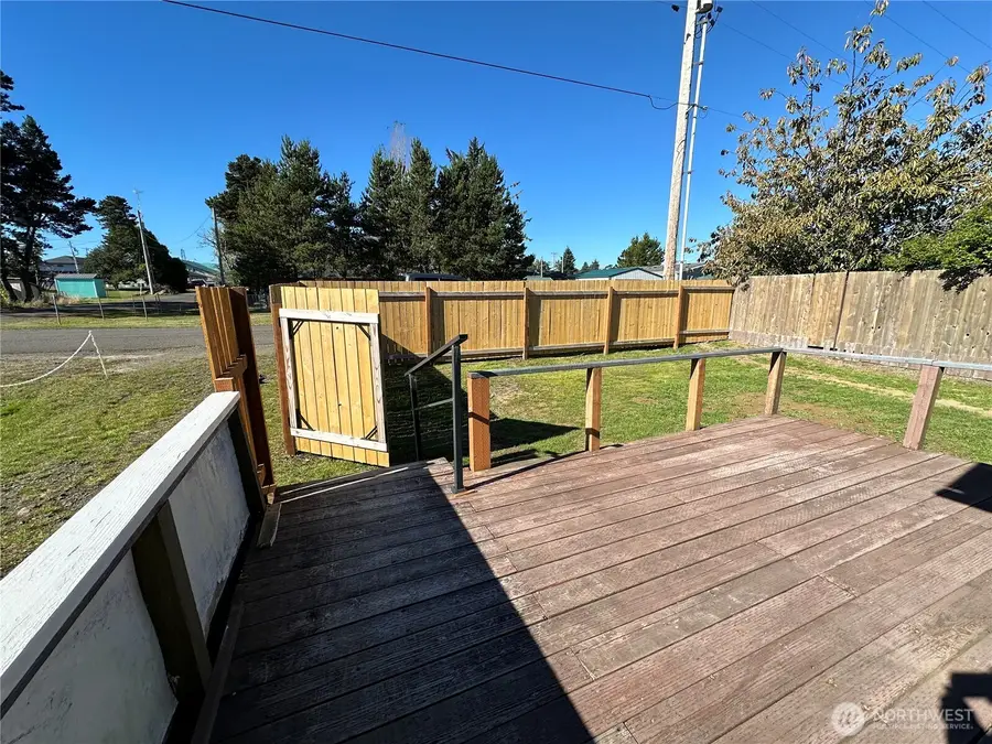 26206 R Street, Ocean Park, WA 98640 - Image #2