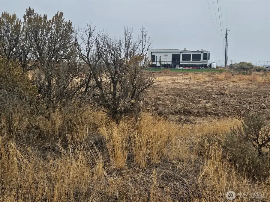 5365 W Coyote Trail #17, Ephrata, WA 98823 - Image #2