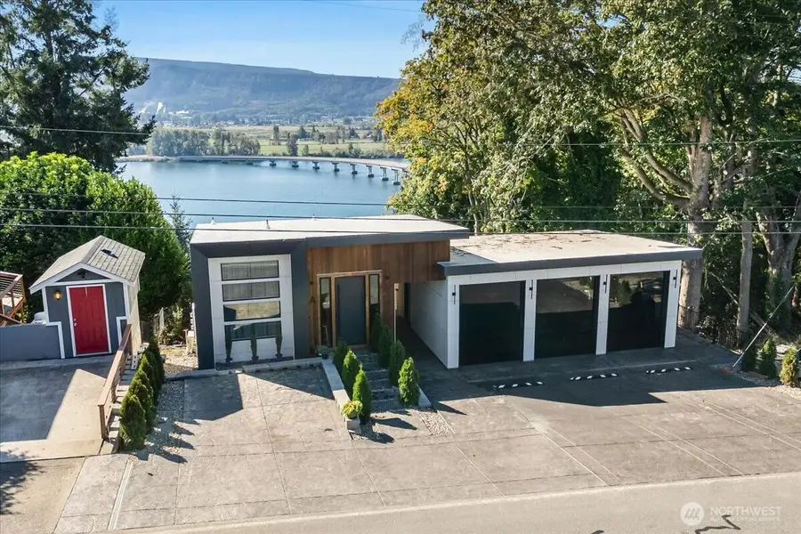 520 Columbia Street, Cathlamet, WA 98612 - Image #2