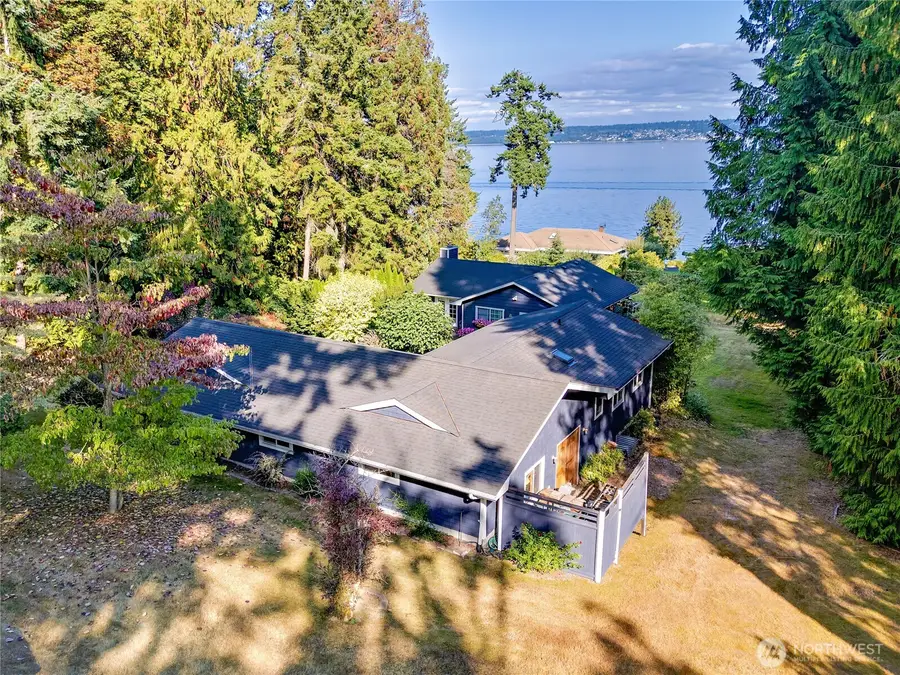 21582 President Point Road Ne, Kingston, WA 98346 - Image #2