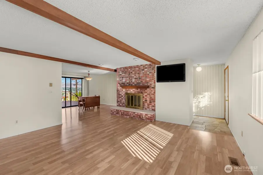 807 Ridgeview Avenue, Selah, WA 98942 - Image #3