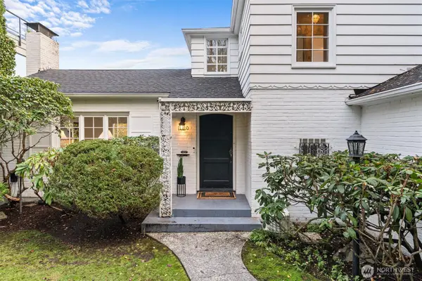 1820 W Magnolia Way W, Seattle, WA 98199