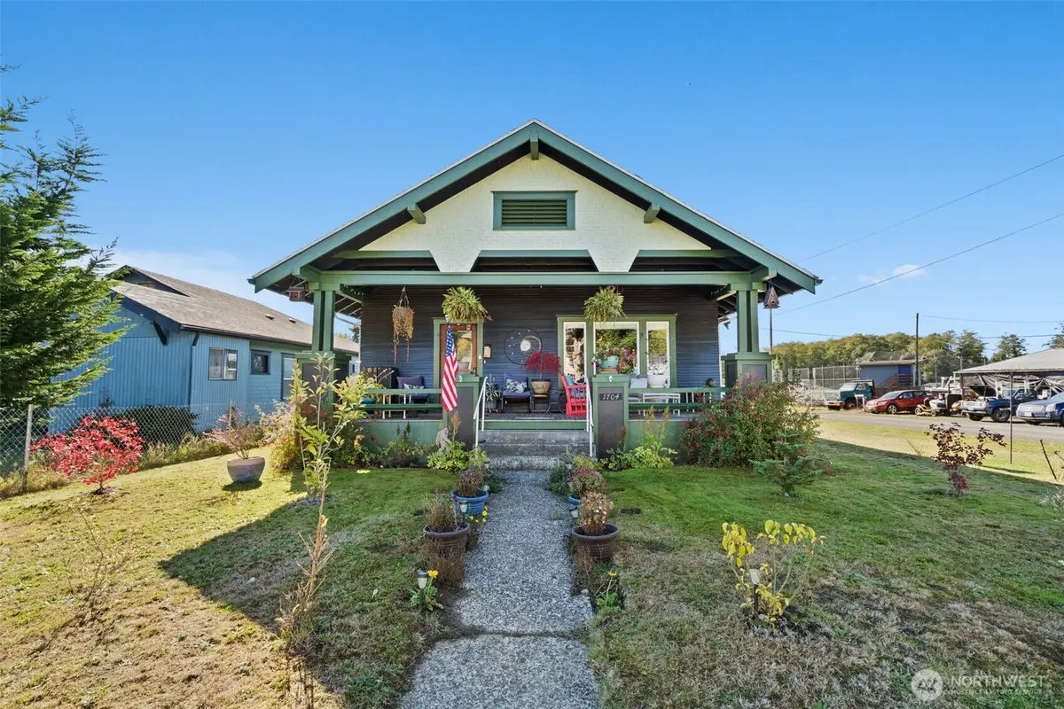 1704 Park Avenue, Raymond, WA 98577 - Image #1