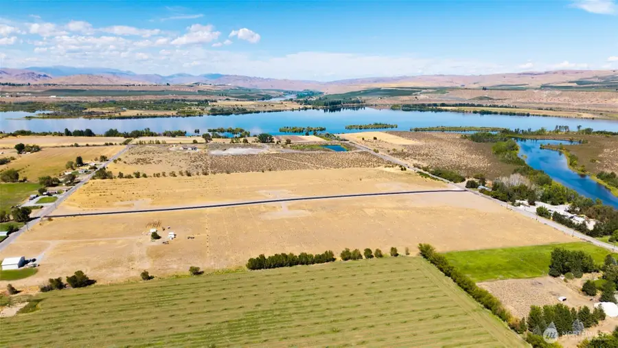 6 Solitude Lane #6, Brewster, WA 98812 - Image #2