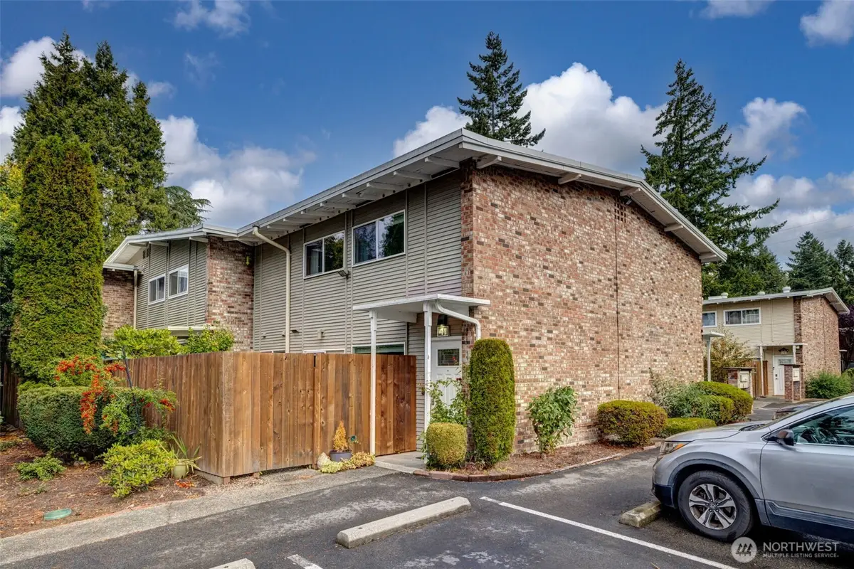12240 SE 60th Street #41, Bellevue, WA 98006 - Image #1