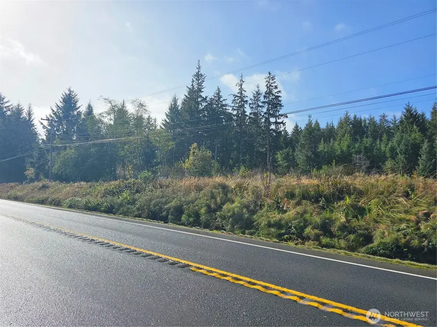 5635 State Rt 101, South Bend, WA 98586 - Image #2