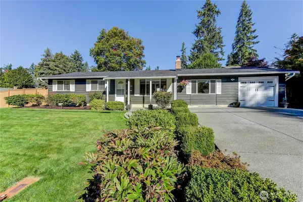 525 218th Street Sw, Bothell, WA 98021