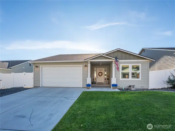 394 Hammond Lane, Rock Island, WA 98850