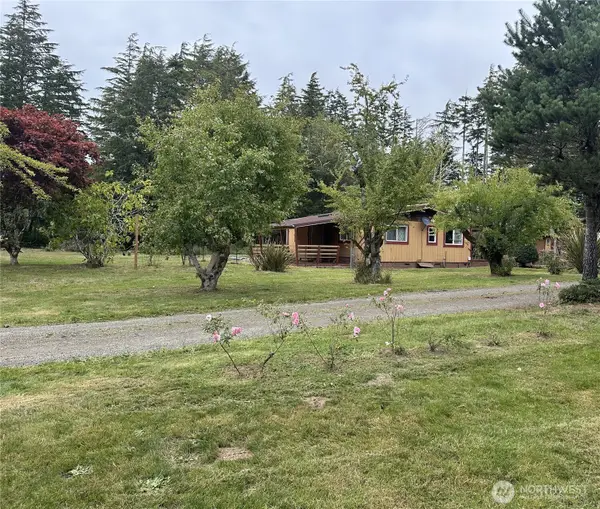 2915 217th St, Ocean Park, WA 98640