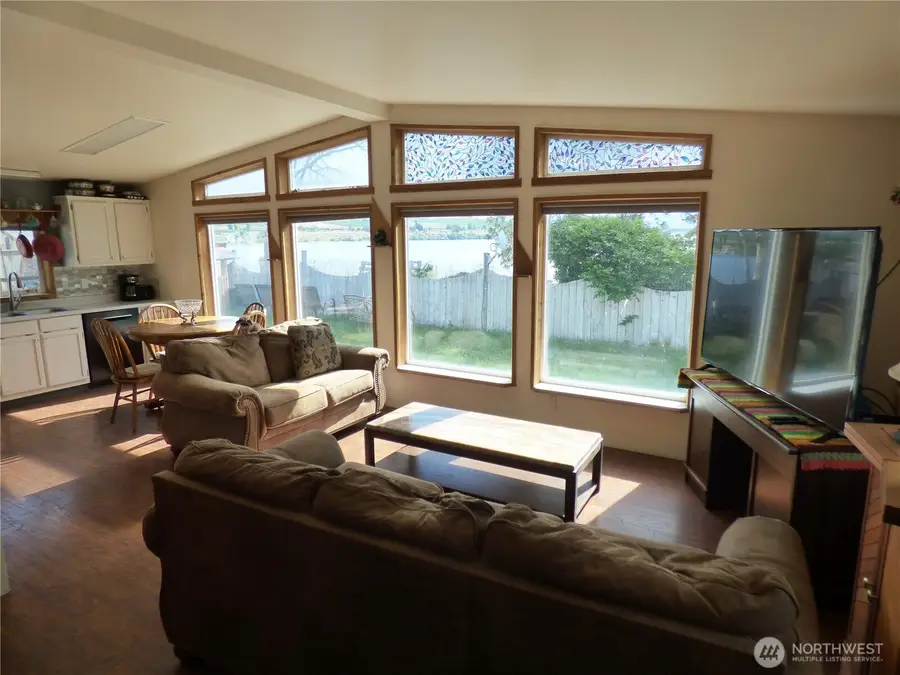 106 Indian Avenue E, Brewster, WA 98812 - Image #3