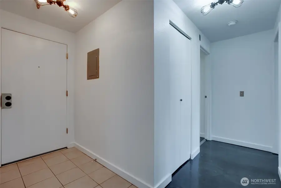 1100 Harrington Avenue Ne #310, Renton, WA 98056 - Image #2