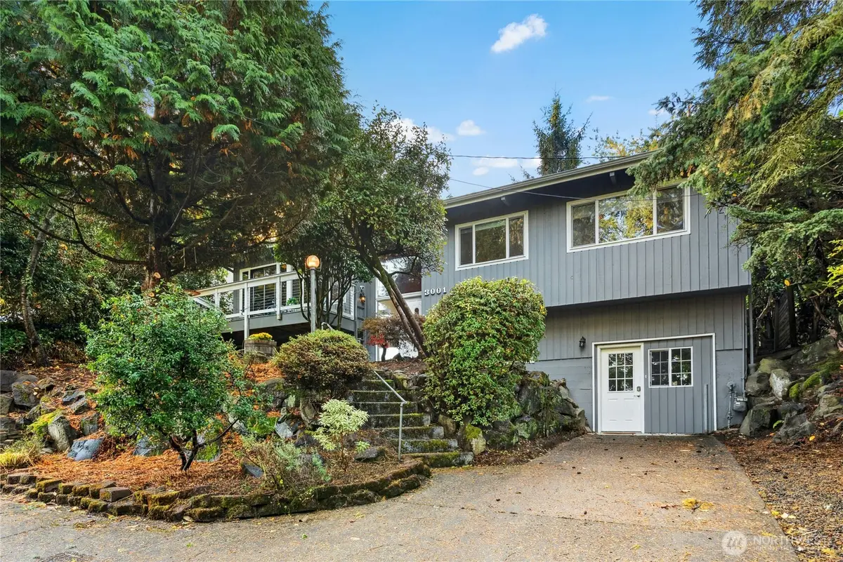 3001 NE 105th Street, Seattle, WA 98125 - Image #1