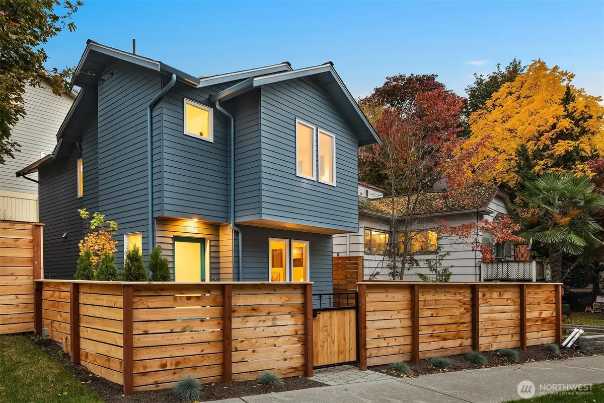 7044 15th Avenue Ne, Seattle, WA 98115 - Image #1