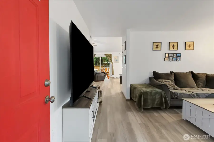 18011 Clear Lake Blvd Se, Yelm, WA 98597 - Image #3