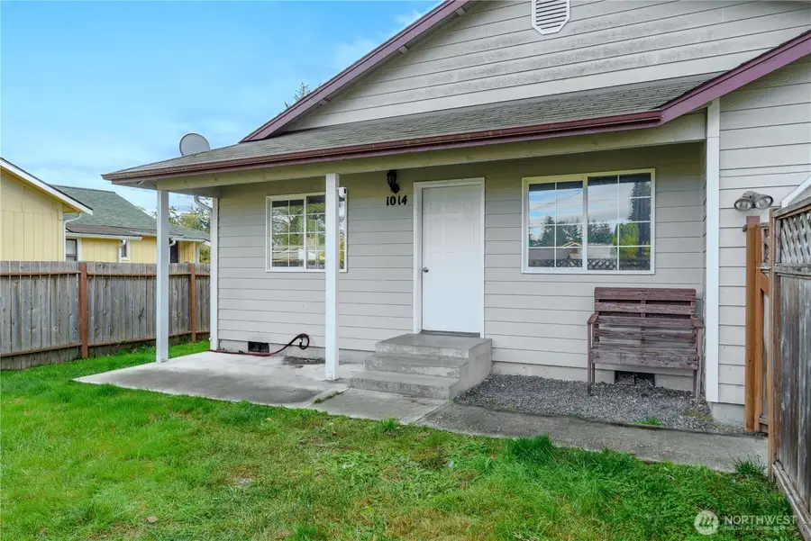 1014 W Spruce Street, Port Angeles, WA 98363 - Image #2