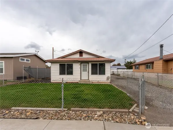 5 Delaware Avenue, Rock Island, WA 98850