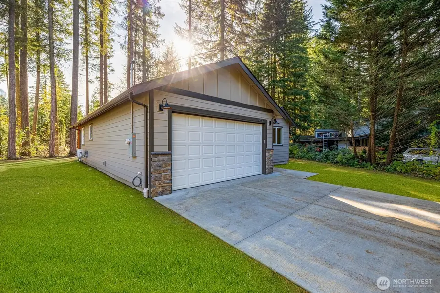 2551 Blackbird Valley Place, Maple Falls, WA 98266 - Image #2