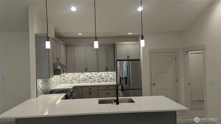 800 Cedar Drive, Everson, WA 98247 - Image #3