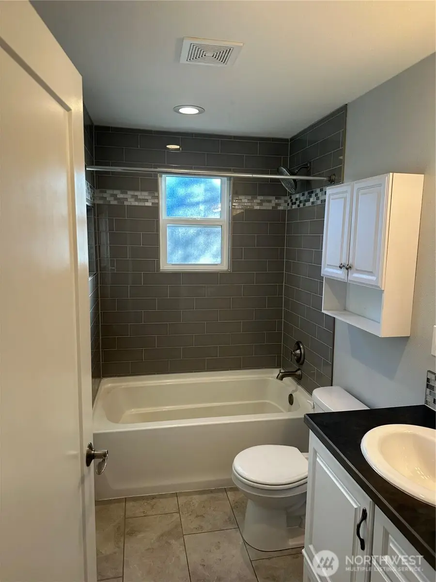 4018 E Pacific Avenue, Spokane, WA 99202 - #2