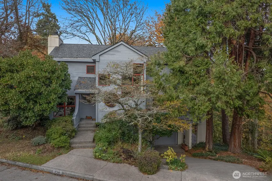 930 37th Avenue, Seattle, WA 98122 - Image #2