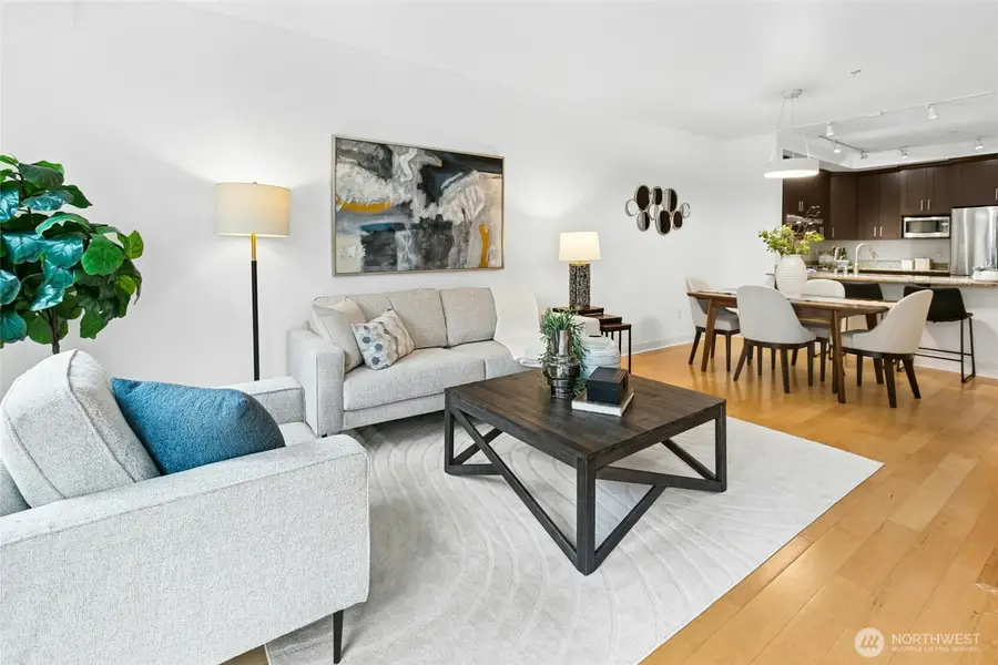 18707 SE Newport Way #102, Issaquah, WA 98027 - Image #2