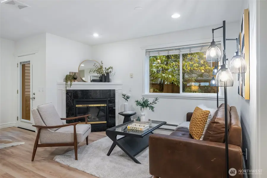 717 E Denny Way #1A, Seattle, WA 98122 - Image #3