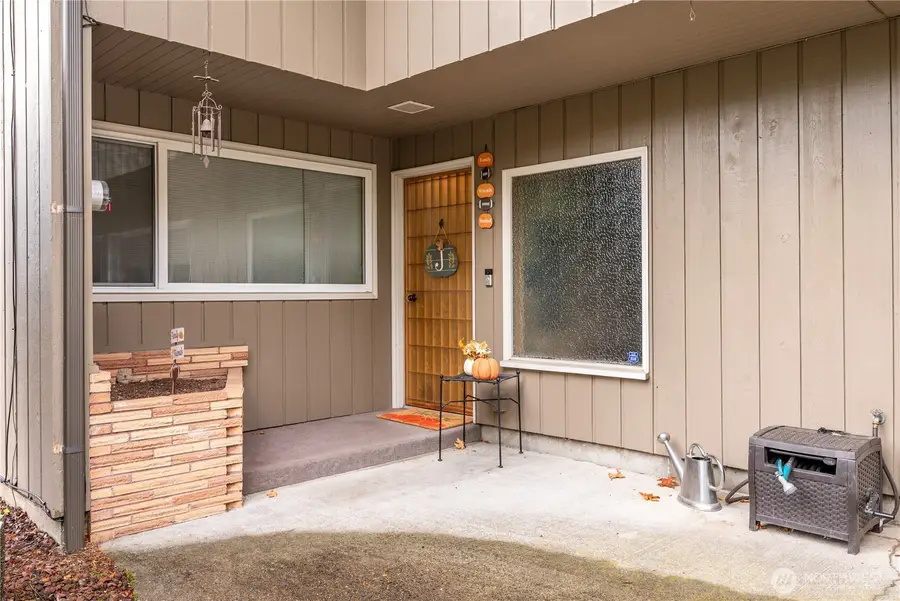 8 Tree Top Road, Longview, WA 98632 - Image #2