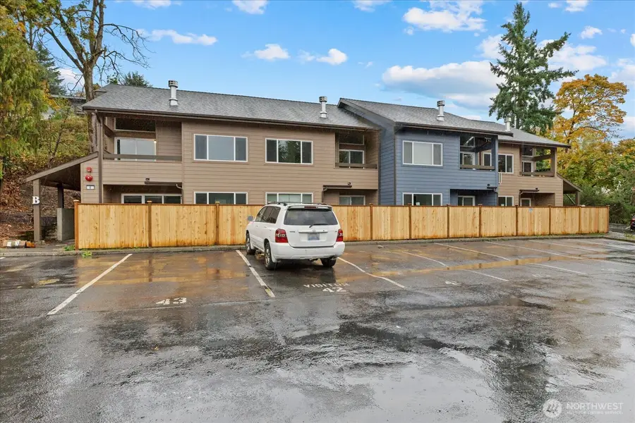 12600 57th Avenue S #B201, Seattle, WA 98178 - Image #3