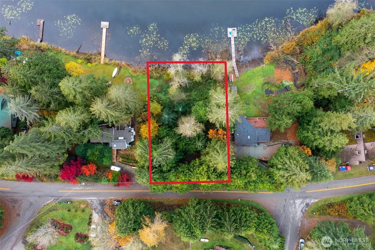 555 Lakeside Drive, Sedro Woolley, WA 98284 - Image #1