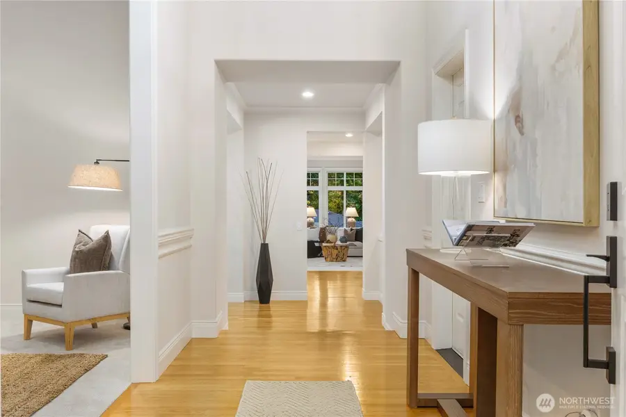 14699 NE 16th Street, Bellevue, WA 98007 - Image #3