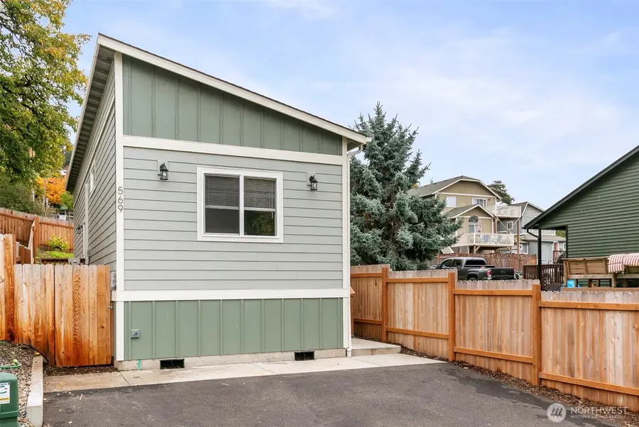 569 N 3rd, Kalama, WA 98625 - Image #2