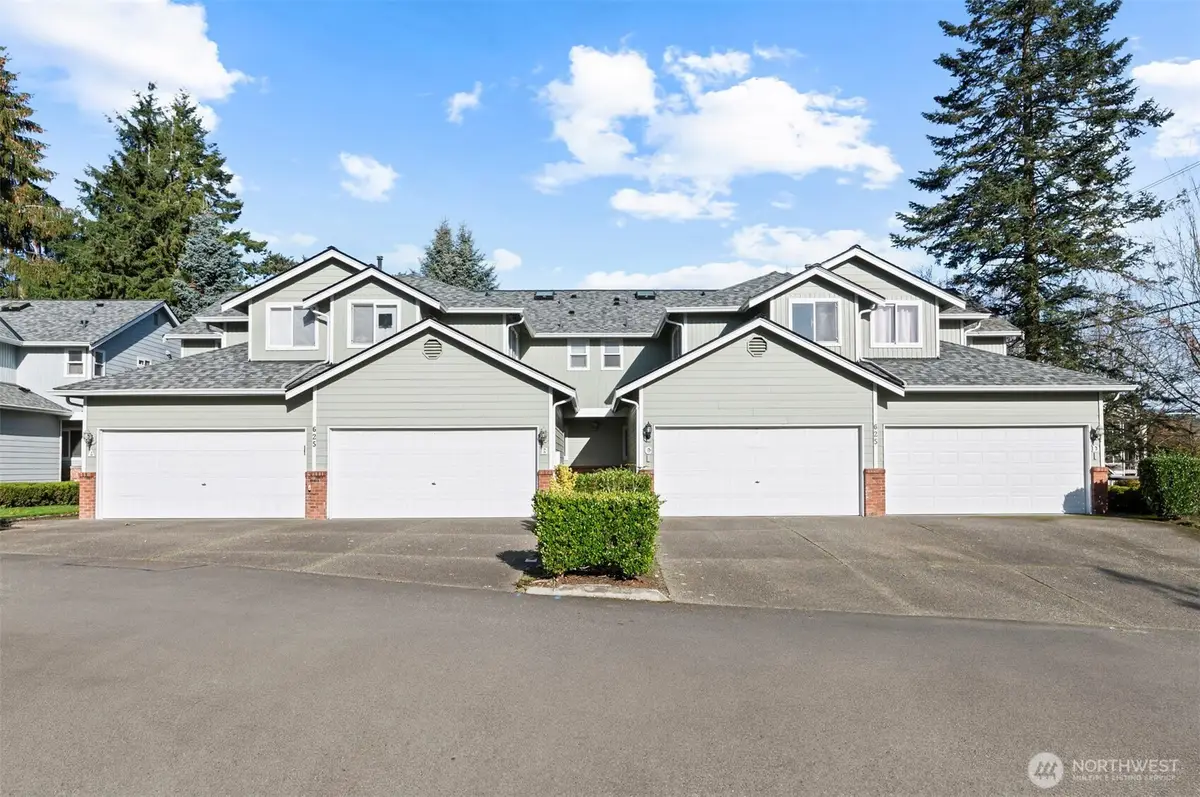 625 101st Place Se #C, Everett, WA 98208 - Image #1