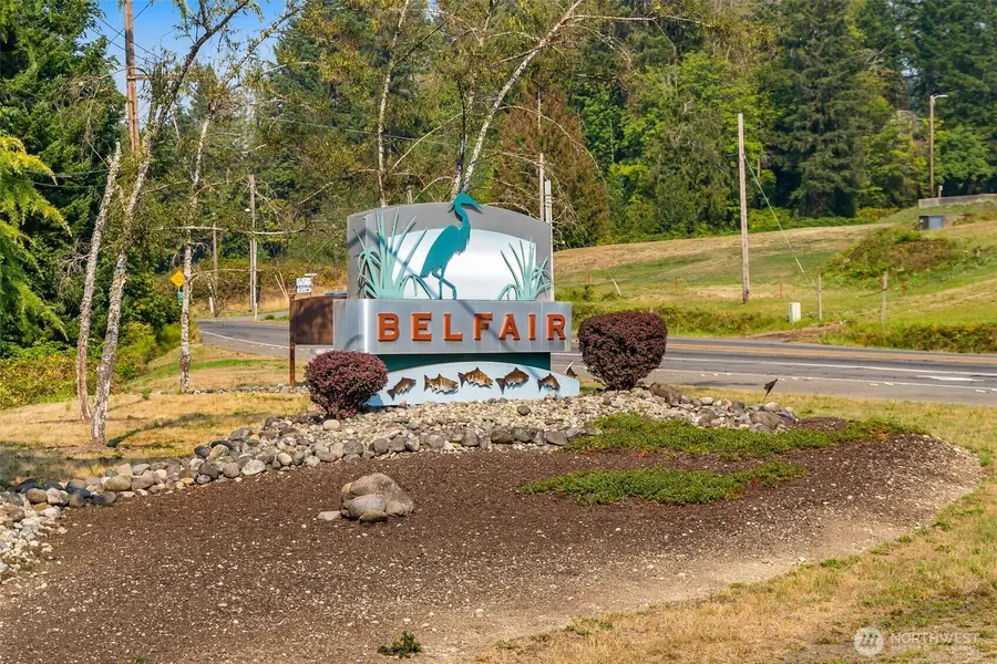 70 E Windy Ridge Lane, Belfair, WA 98528 - Image #2