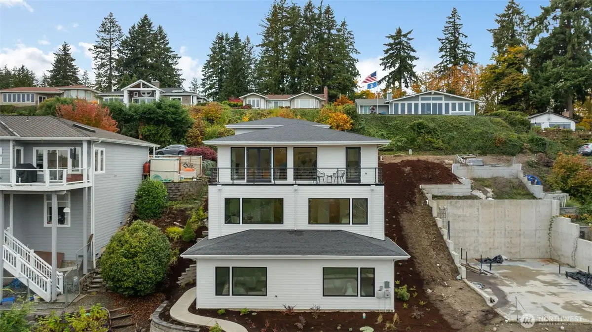 8307 Bayridge Avenue, Gig Harbor, WA 98332 - Image #1