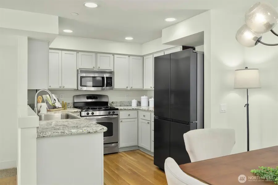 5233 Russell Avenue Nw #A, Seattle, WA 98107 - Image #2