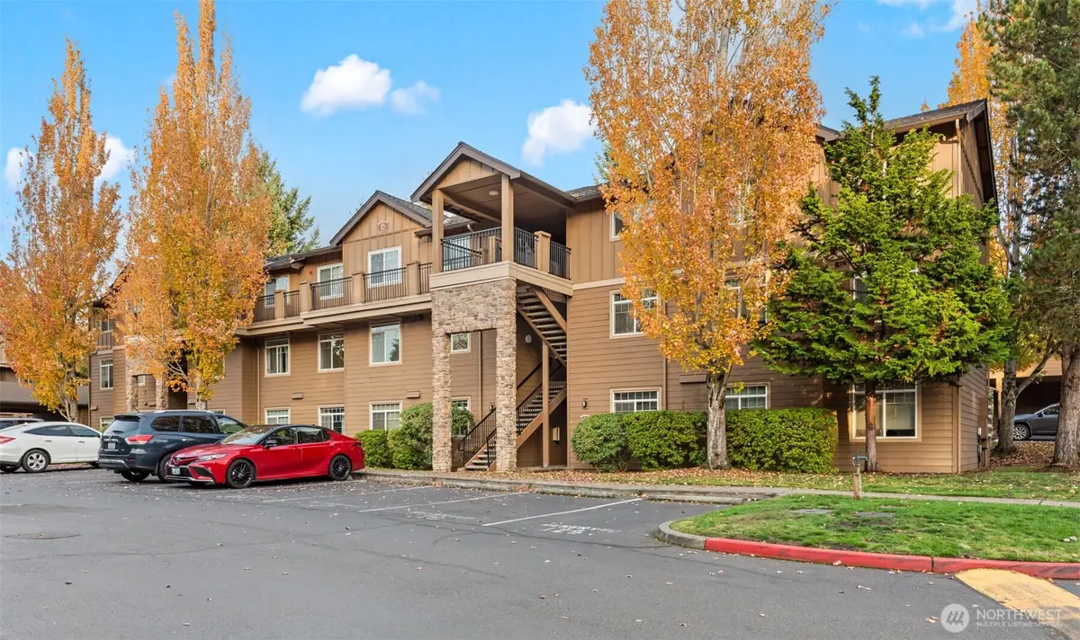 18930 Bothell Everett Hwy #D203, Bothell, WA 98012 - Image #1