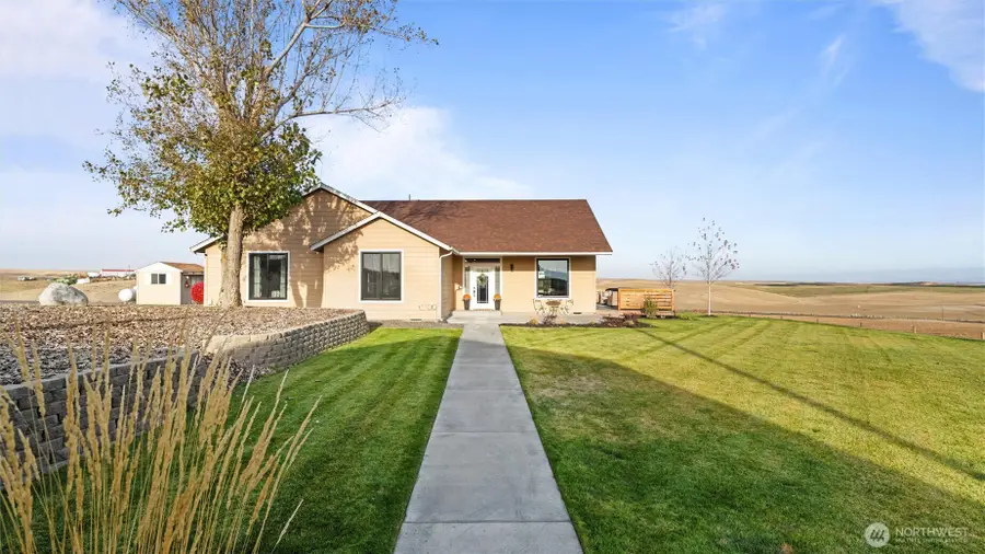 1279 Woodward Canyon Road, Touchet, WA 99360 - Image #2