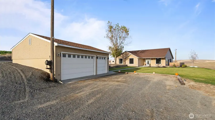 1279 Woodward Canyon Road, Touchet, WA 99360 - Image #3