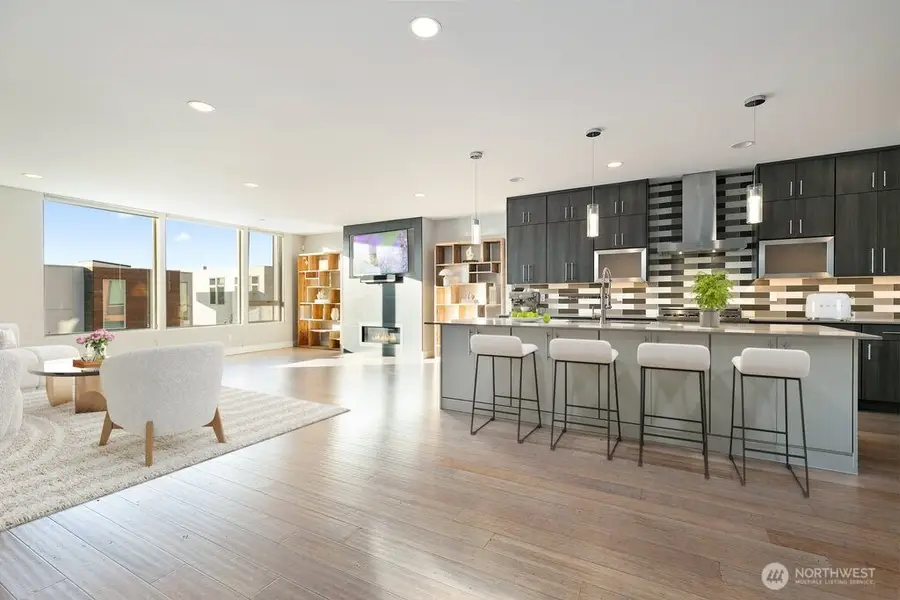 5030 Puget Boulevard Sw, Seattle, WA 98106 - Image #3