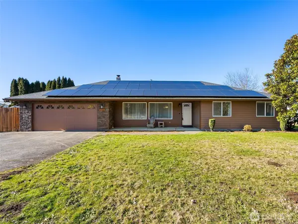 2142 Lewis River Road, Woodland, WA 98674